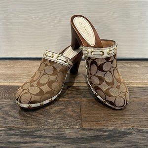 Coach Cadence Signature C Khaki Wooden Mules